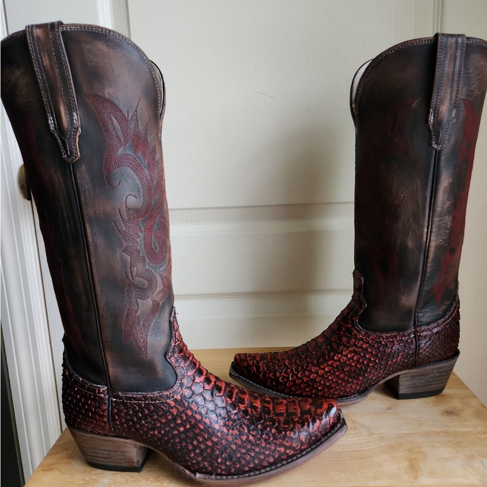 Freebird Women's Brown and Red Heeled Boots